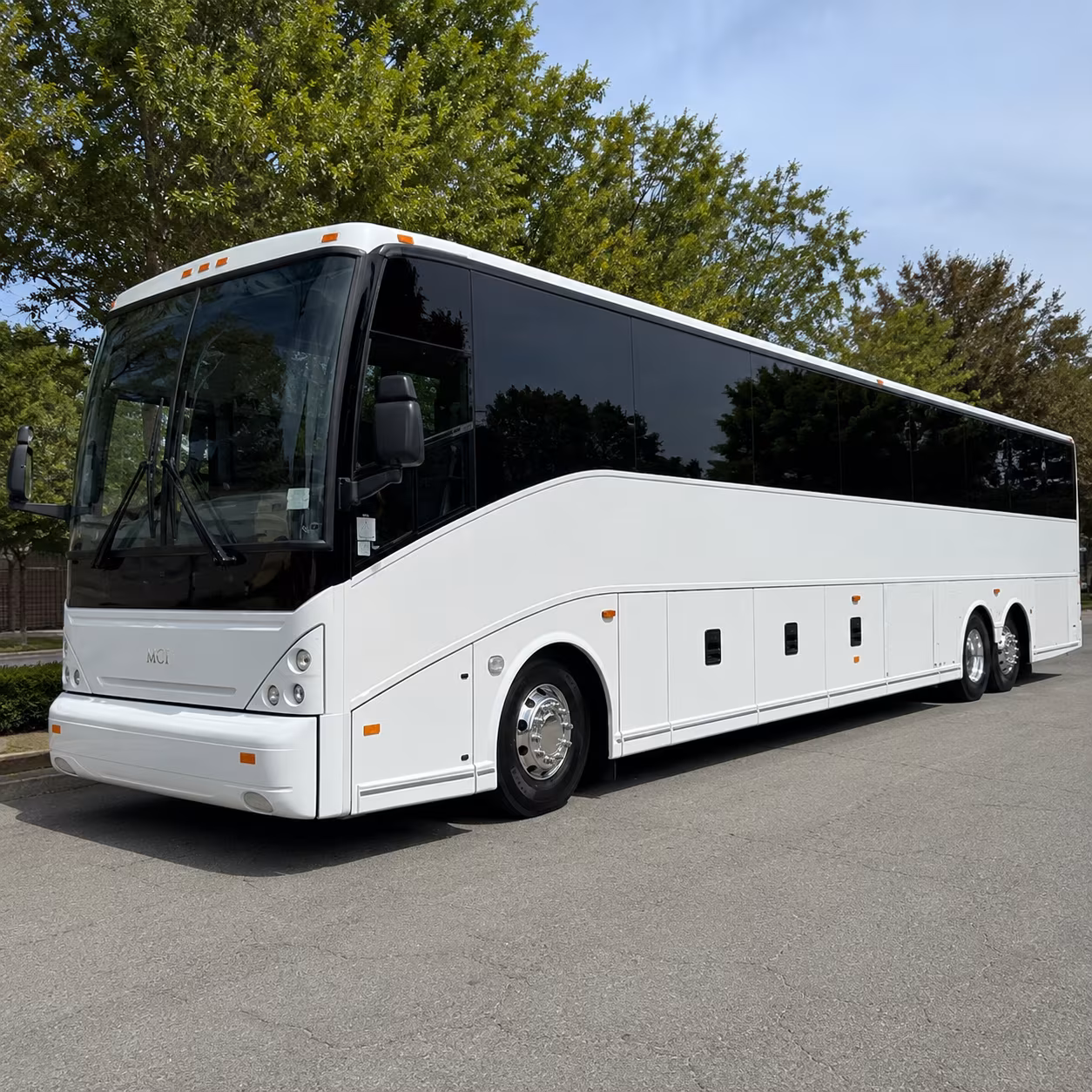 airport shuttle buses between abq and downtown old town and uptown albuquerque